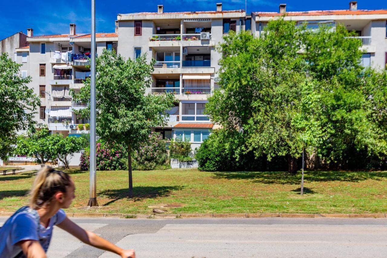 Apolon 2Bdr Apartment With Balcony Задар Екстериор снимка