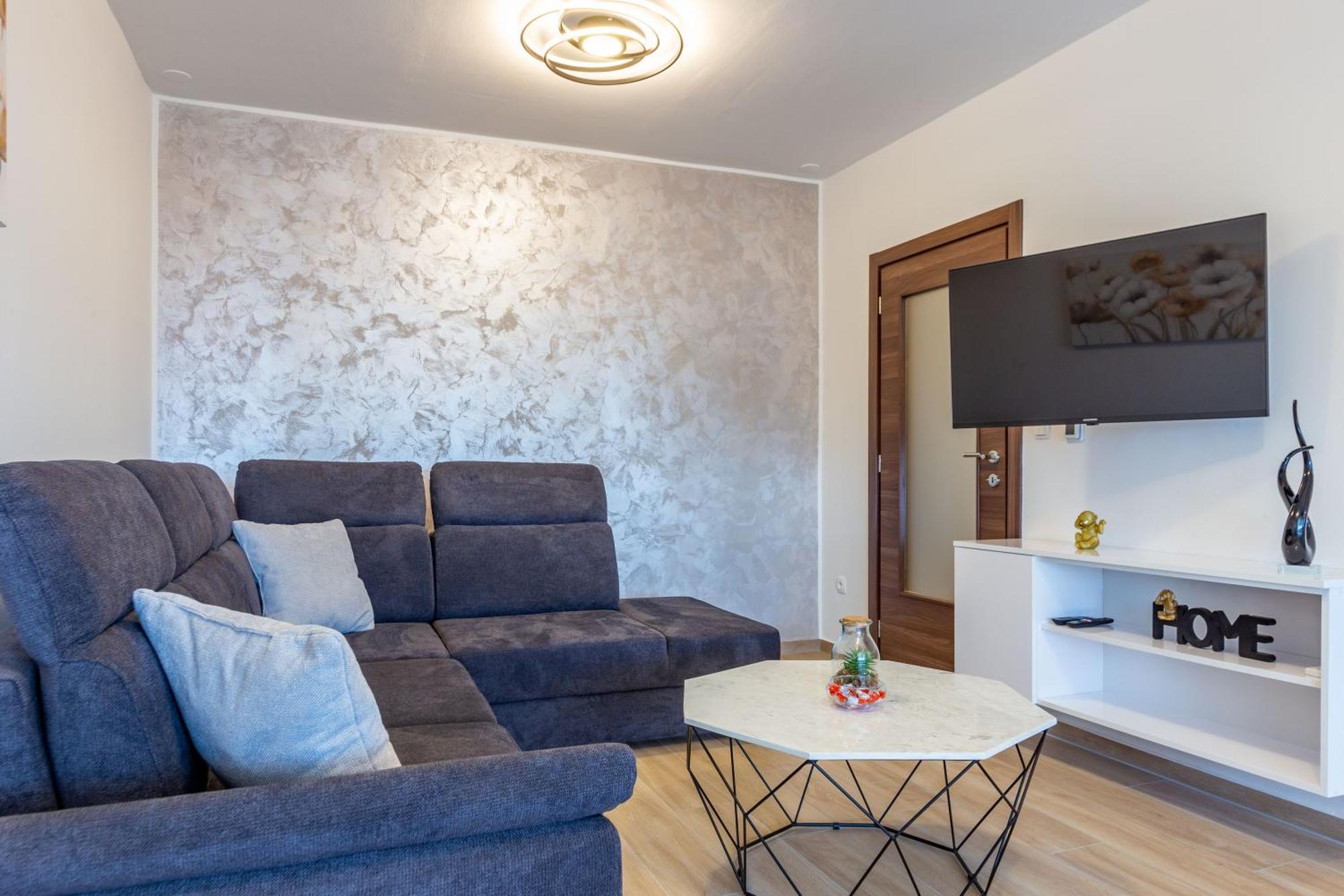Apolon 2Bdr Apartment With Balcony Задар Екстериор снимка