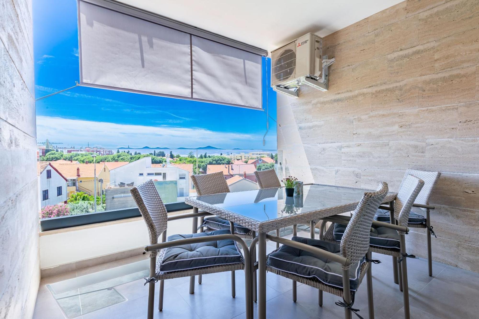 Apolon 2Bdr Apartment With Balcony Задар Екстериор снимка